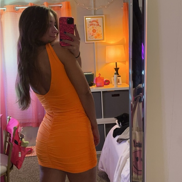 PrettyLittleThing Dresses & Skirts - Orange Pretty Little Thing mini dress